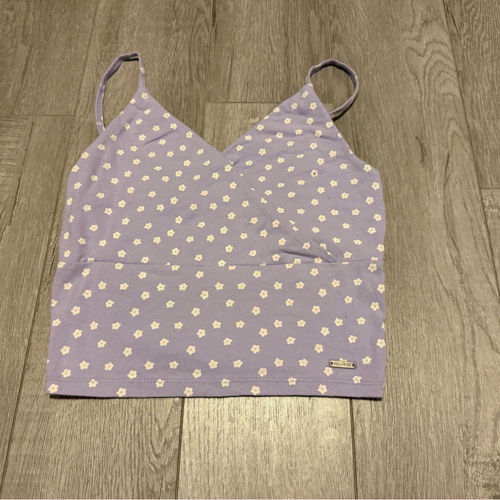 $25 for 5 HOLLISTER TOPS